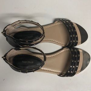 Women’s Sandals